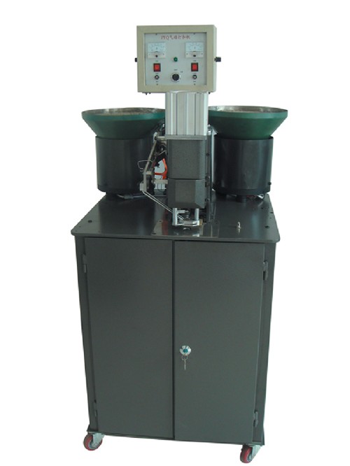 Pneumatic Grommet Machine